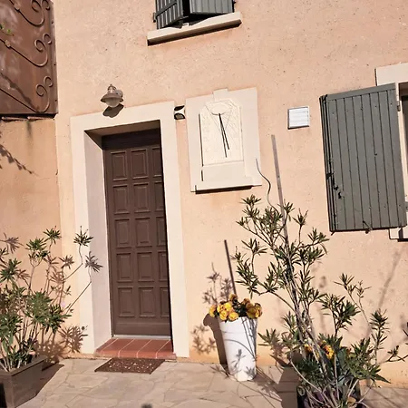 Alize En Provence Holiday home Jonquerettes
